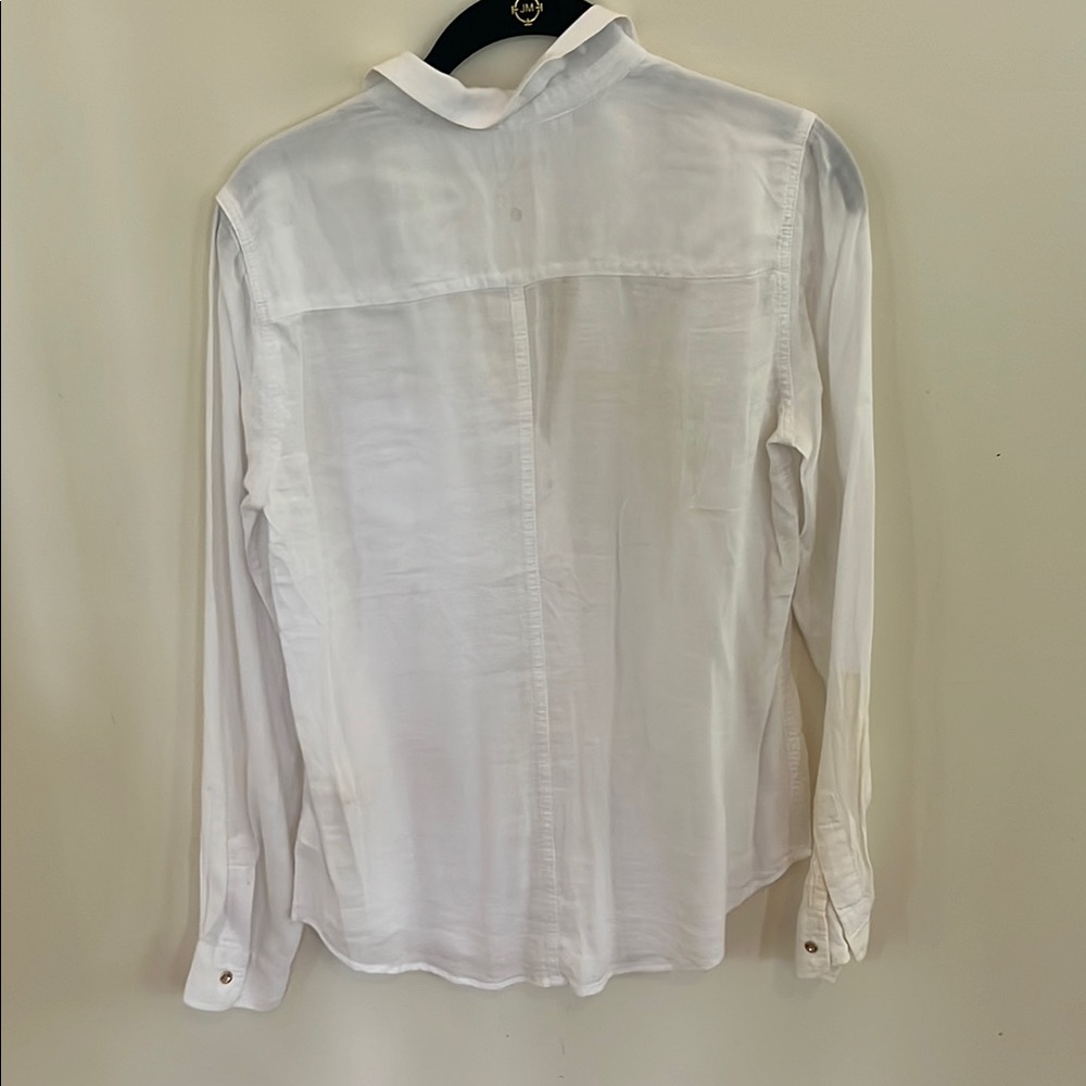 Lilly Pulitzer Lightweight White Button-Up Shirt - Picture 5 of 5